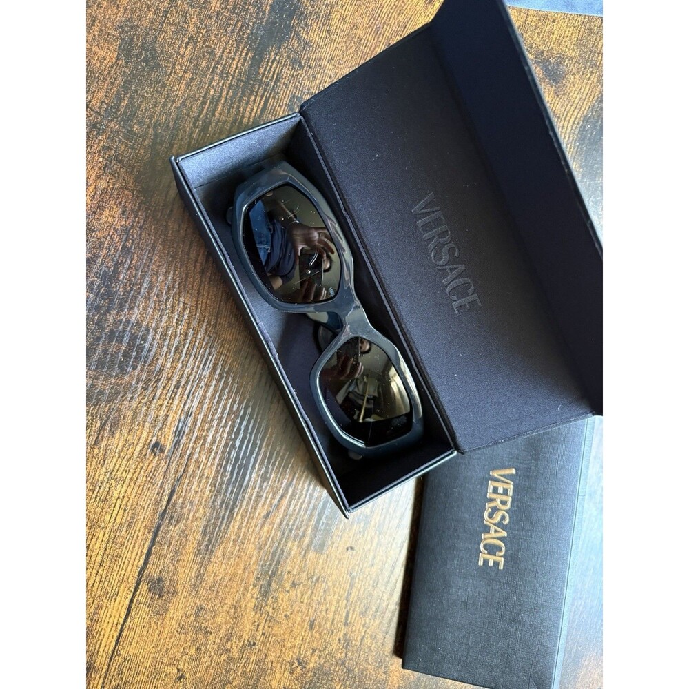 Versace Medusa Biggie VE4361 Black Gold 90s Sunglasses Unisex NWOT Box Case